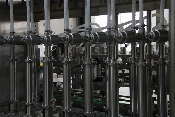 Máquina de enchimento líquida linear de molho de capsicum de alta capacidade